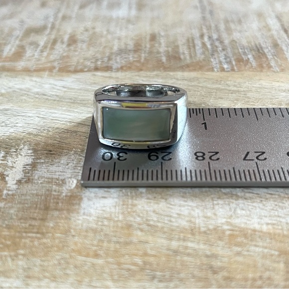 Lia Sophia Ocean Ring Silver & Aqua Mother of Pearl Chunky Costume Ring - Picture 8 of 11